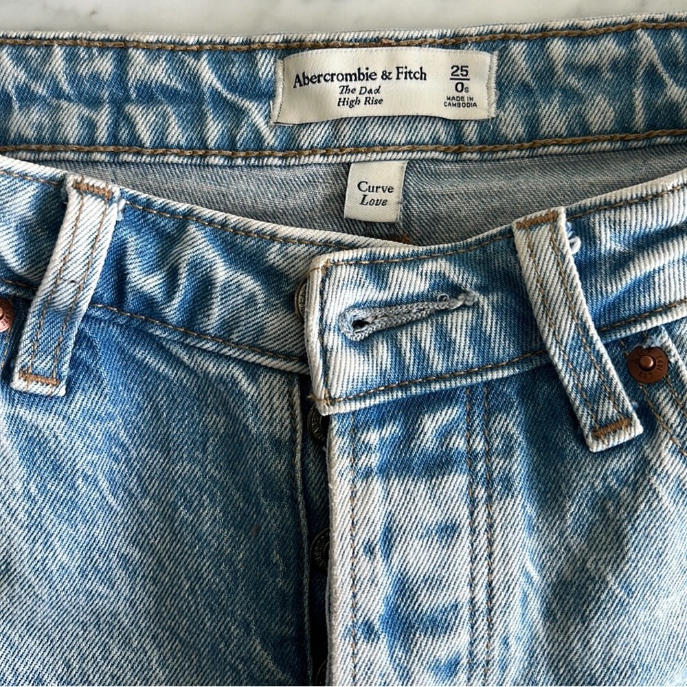 A&F High Rise Dad Jean Short - Picture 13 of 16